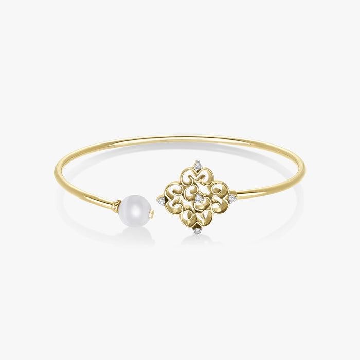 Blessings Pearl Twisty Bangle - Carrie K.