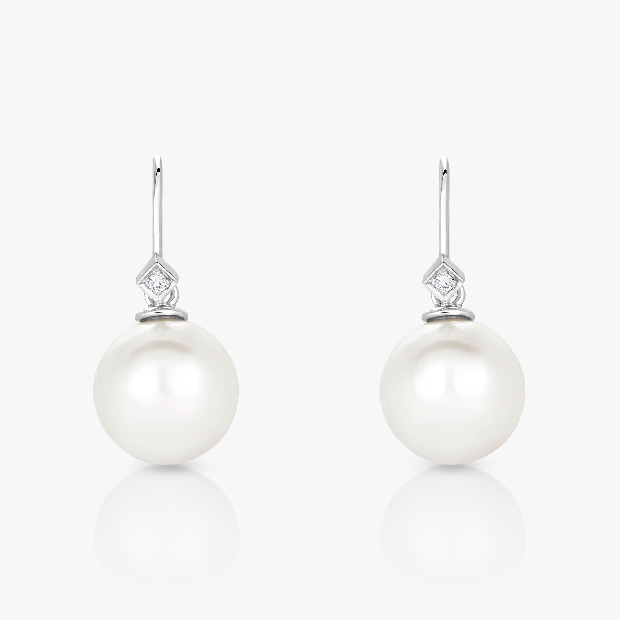 South Sea Pearl Bora Earrings - Carrie K. 