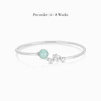 Lotus Green Jade Twisty Bangle (18K Gold) - Carrie K.