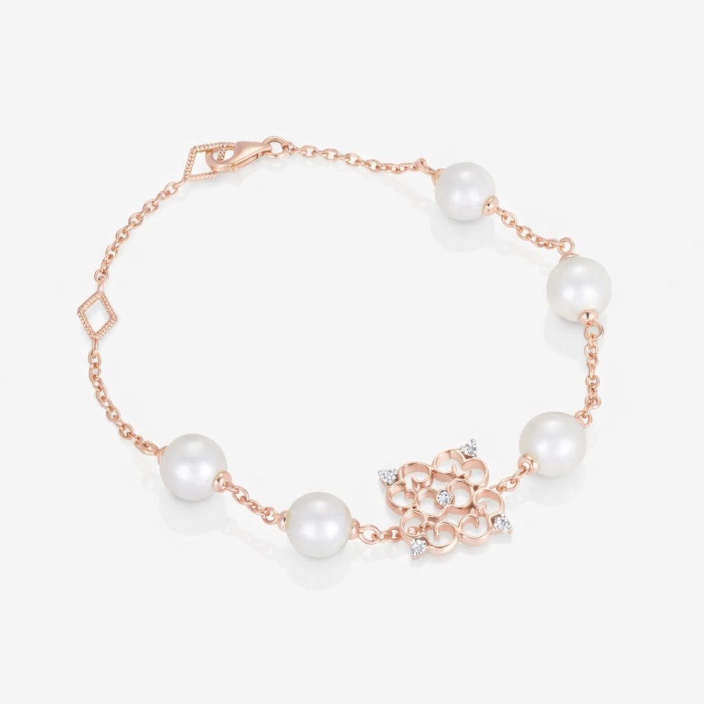 Blessings Pearl Bracelet with Mother of Pearl - Carrie K.
