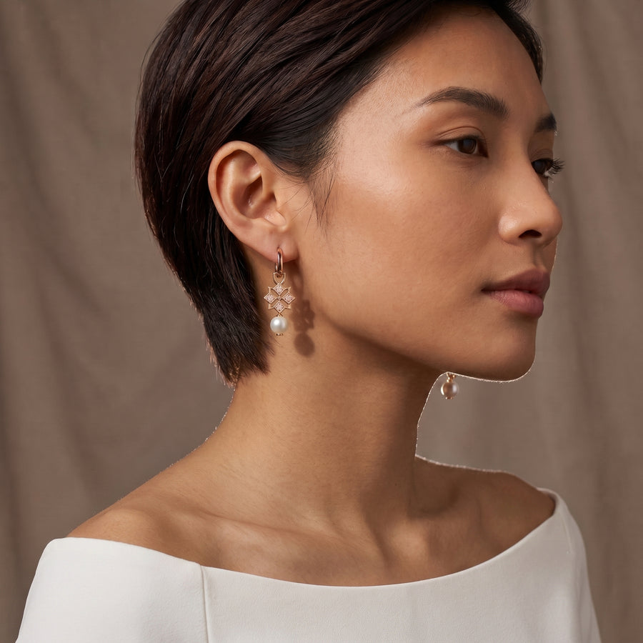Star Mini Pearl Hoop Earrings (14K Gold) - Carrie K. 