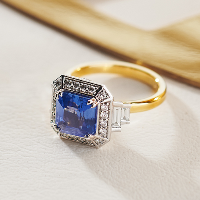 CUSHION CUT SAPPHIRE BESPOKE CUSTOMISED PERSONALISED ENGAGEMENT RING SINGAPORE PROPOSAL 14K YELLOW GOLD